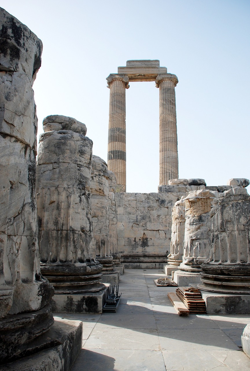Photo by Trapuzarra didima, turkey, temple